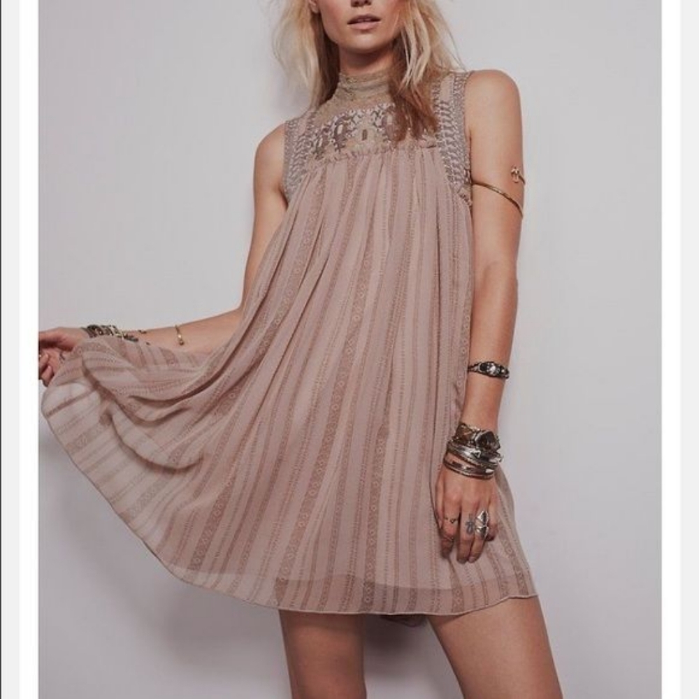 REVOLVE Penny Georgette Babylon Dress in Stone ComboFree People